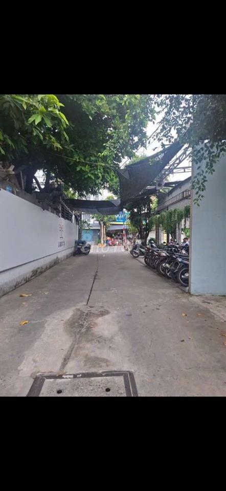 cho thue quan nhau 400m goc 2 mat tien quan 12