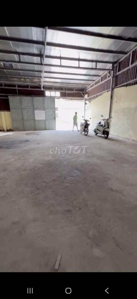 cho thue kho xuong 160m le thi rieng