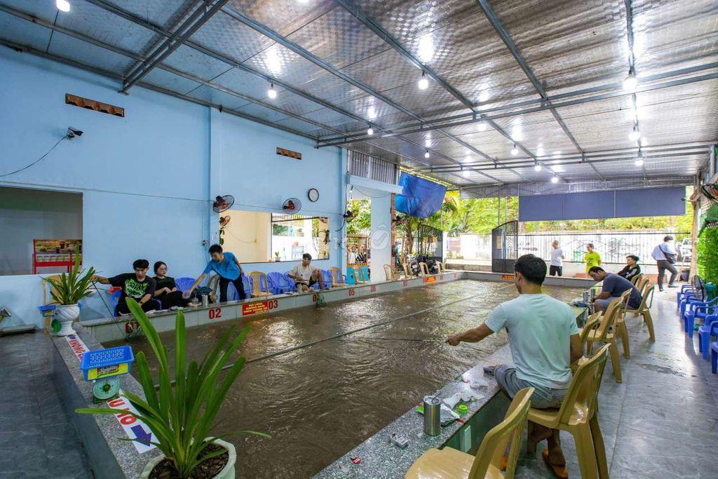 cho thue goc 2 mat tien ho cau tom thanh xuan