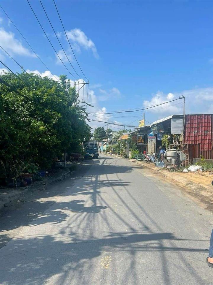 cho thue kho xuong 300m thoi tu hoc mon