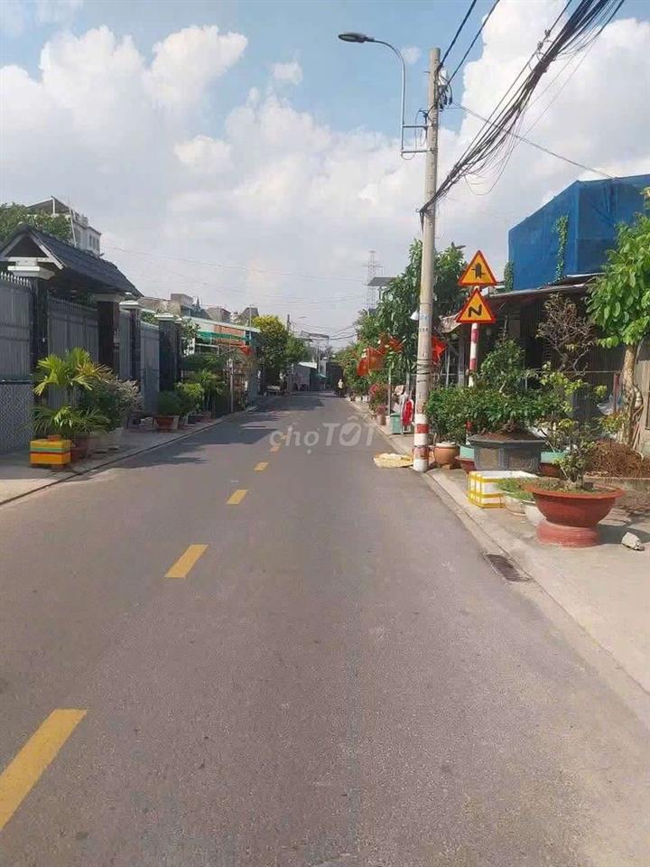 cho thue dat 300m nguyen anh thu