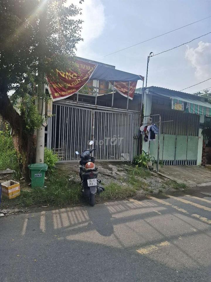 cho thue kho xuong 120m tan hiep hoc mon