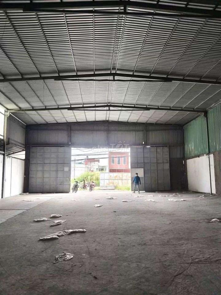 cho thue kho xuong 750m mat tien thanh xuan