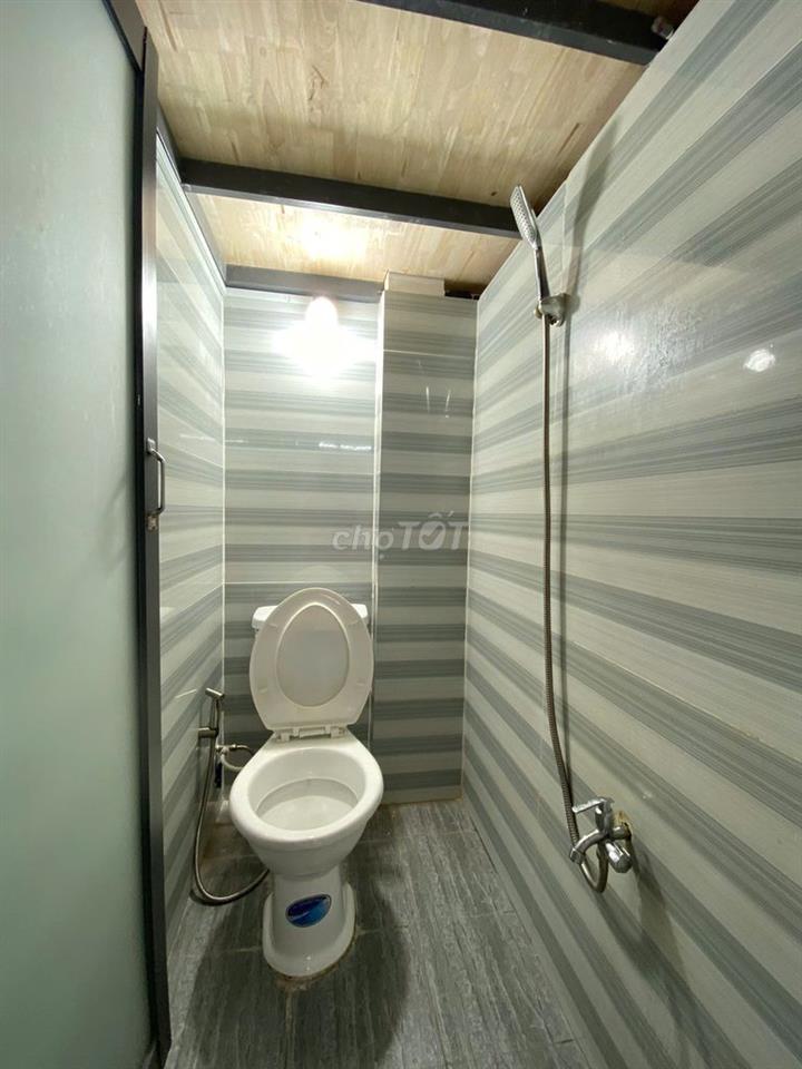 PHÒNG TRỌ RẺ Ở QUANG TRUNG - BAN CÔNG - GẦN CÔNG VIÊN LÀNG HOA GÒ 
