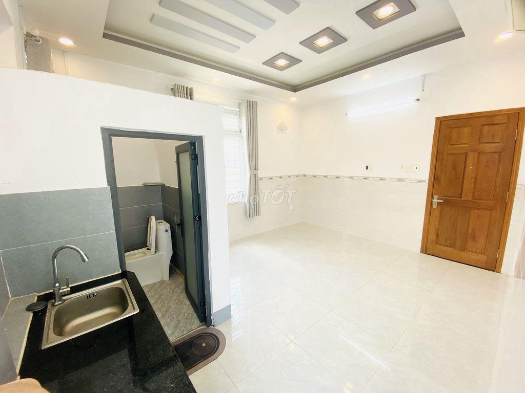 PHÒNG TRỌ GIÁ RẺ CÓ THỂ Ở 2 - 3 NGƯỜI GẦN TRƯỜNG ĐH NGUYỄN TẤT THÀNH