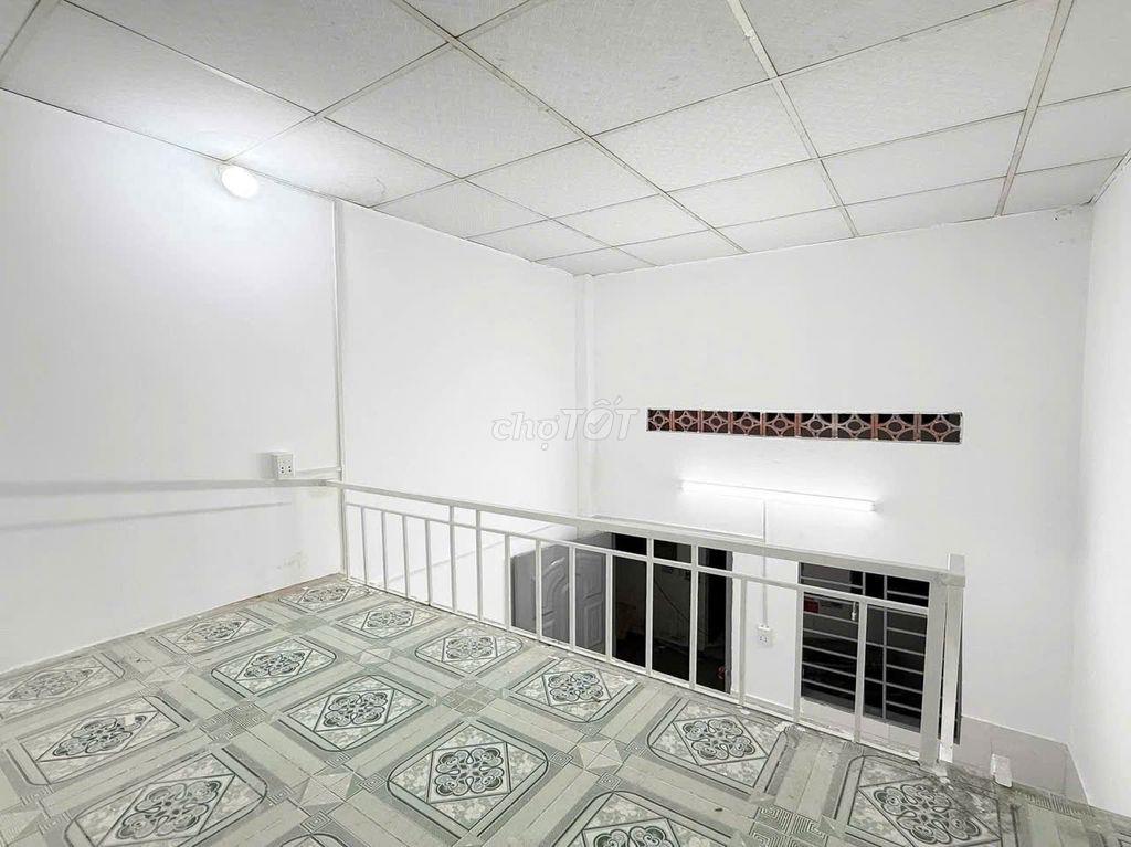 NGAY VISIP 1 PHÒNG MỚI CÓ MÁY LẠNH ĐƯỢC NUÔI PET