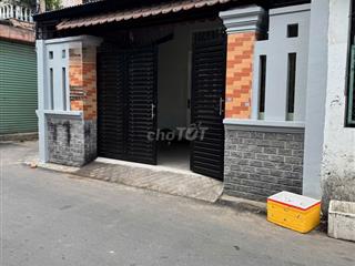Chính chủ cho thuê mặt bằng đẹp - Ngang 5m đường oto 10m
