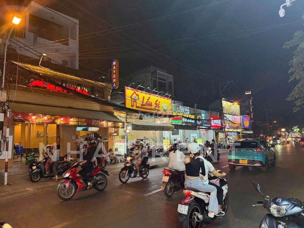 Cho Thuê 7x25 gần khu Emart Phan Huy Ích P.12,Gv. Dt :7x25 1tr 2 lầu