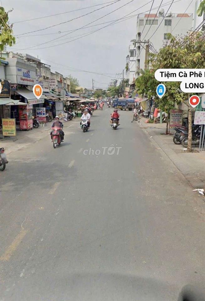 Giá tốt cho thuê mặt tiền 2000 4000..  mặt tiền Quận 4, p.xóm chiếu