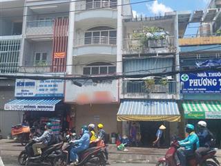 Gần ngã 4 Phan Văn Trị + P.V.Đ  MT 3 lầu Phan văn trị P.11 Bình Thạnh