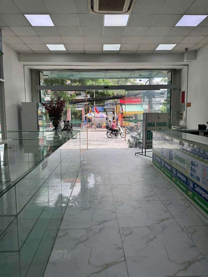 Kẹt thanh lý gấp 110m  ngang 6m Mặt tiền Quang Trung Ngã 4 CoopMart