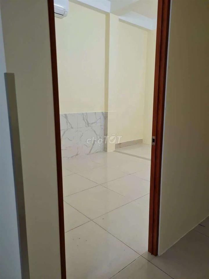 cần chuyển nhượng nhà cho thuê gấp