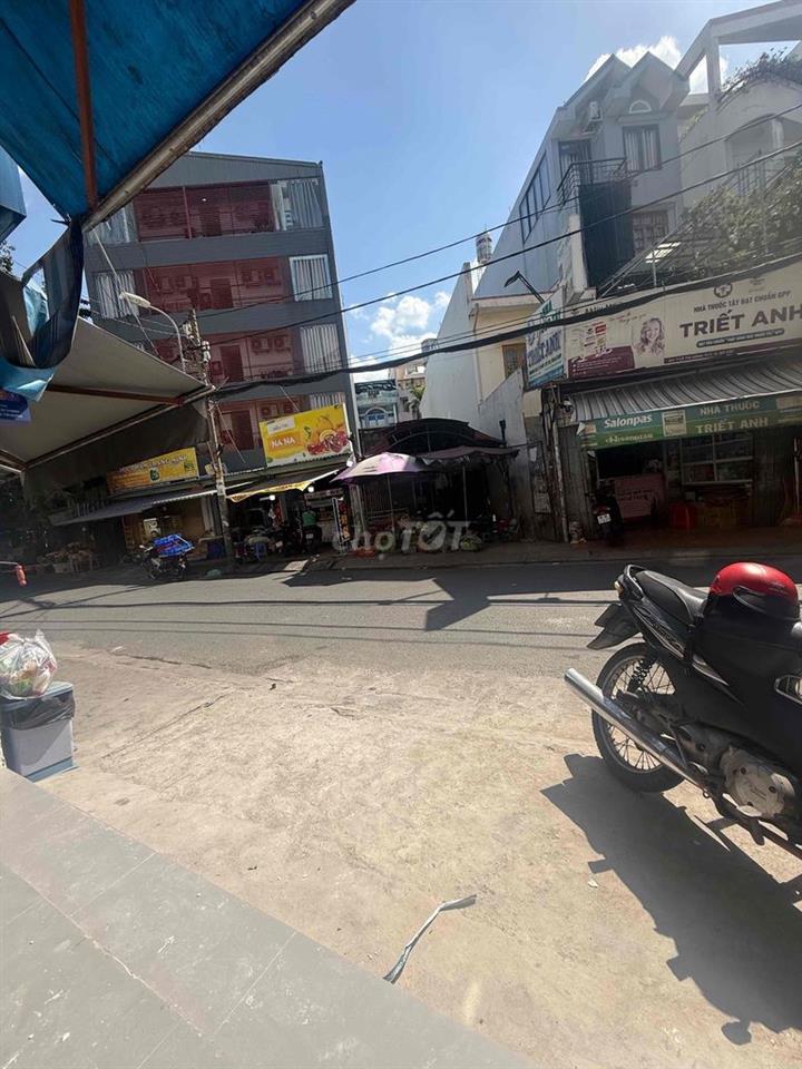 cho thuê mặt bằng mới xây dựng xong ngay chợ căn cứ phù buôn bán lh