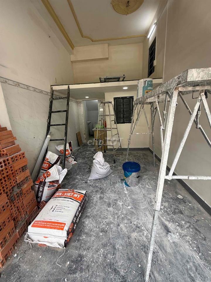 cho thuê mặt bằng mới xây dựng xong ngay chợ căn cứ phù buôn bán lh