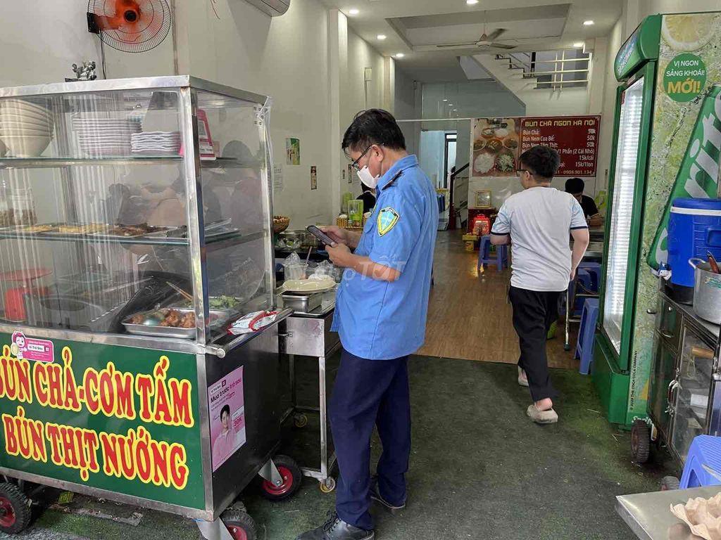 SANG RẺ  QUÁN CƠM TẤM – BÚN CHẢ ĐẸP LẮM ! Mb ngang 4m x 17m , Mb thuê