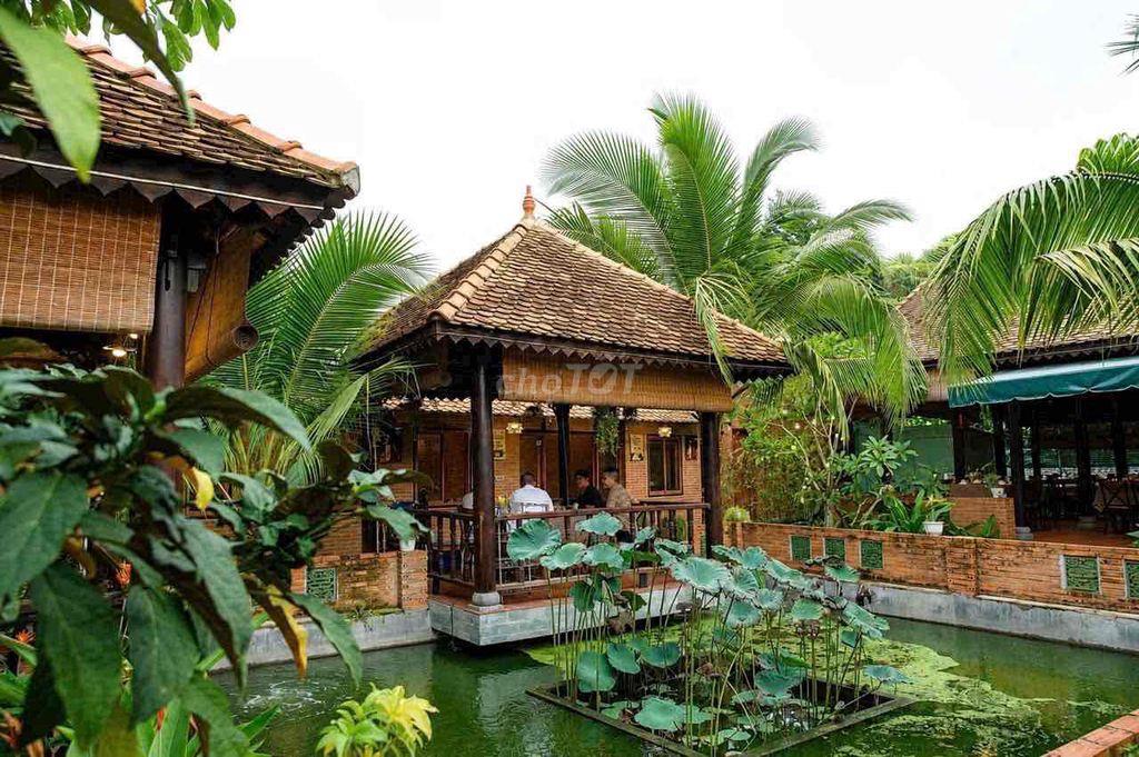 SANG RẺ CHỈ 179 tr NHÀ HÀNG S/VUỜN ( Đầu tư hơn 1 tỷ )  DT : 1100 m2,