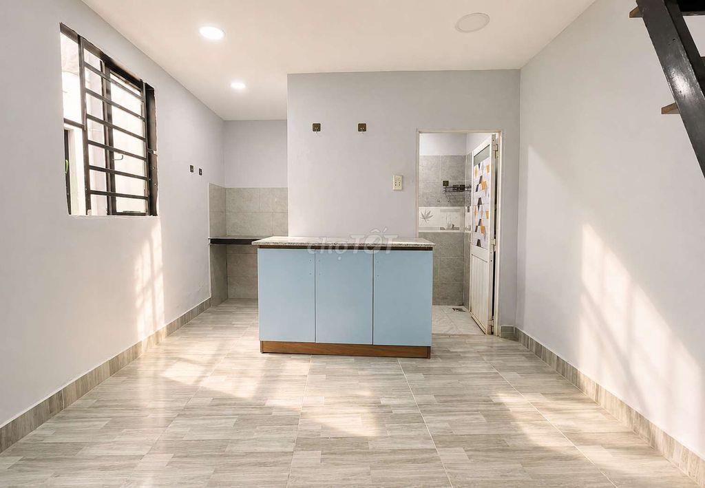 Dãy Trệt Rộng Đối Diện Lotte Nguyễn Văn Lượng- Gần IUH, VLU