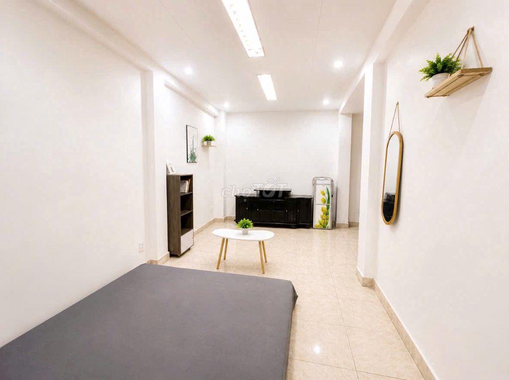CHO THUÊ 2 PHÒNG NGỦ BAN CÔNG FULL NỘI THẤT ĐẦU QUANG TRUNG