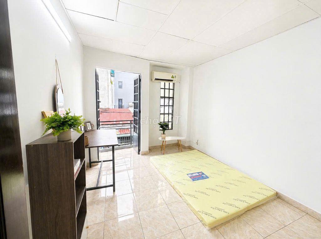 CHO THUÊ 3 PHÒNG NGỦ CÓ BAN CÔNG CỬA SỔ THOÁNG
