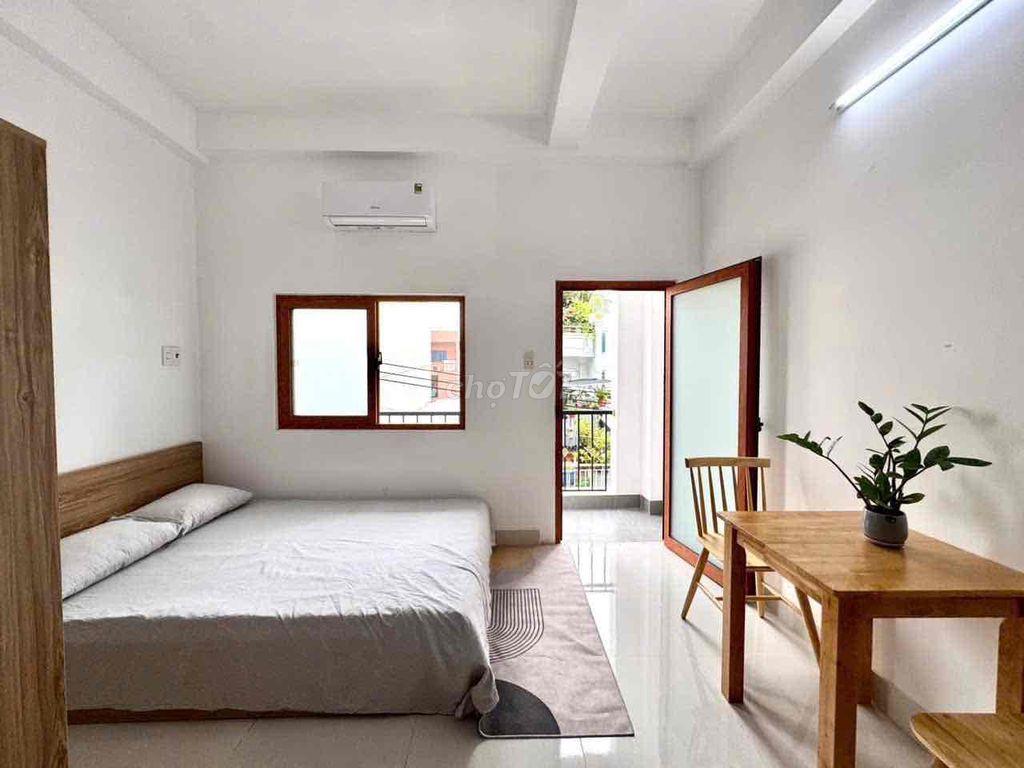 CHO THUÊ PHÒNG STUDIO FULL NỘI THẤT BAN CÔNG RIÊNG NGAY QUANG TRUNG