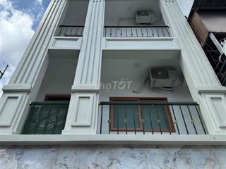 CHÍNH CHỦ KẸT TIỀN CẦN BÁN TOÀ NHÀ CHDV 16 PHÒNG GÒ VẤP