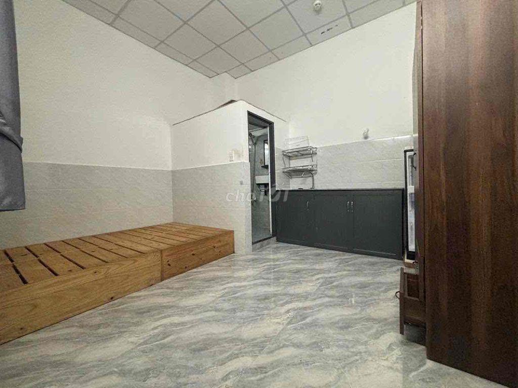CHÍNH CHỦ THUÊ PHÒNG FULL NỘI THẤT NGAY MẶT TIỀN PHAN HUY ÍCH
