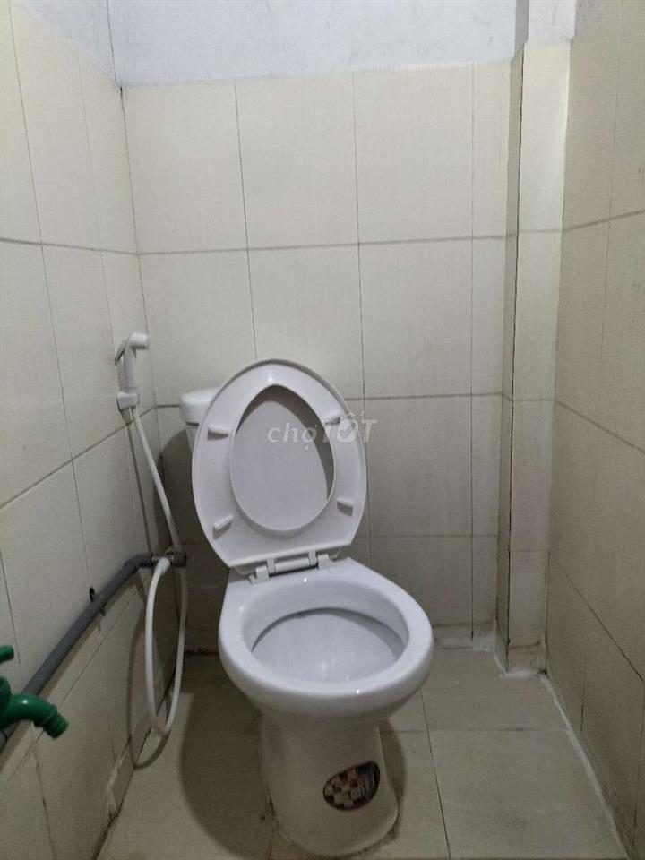 phòng 12m2 có gác hẻm 380/63 phạm văn chiêu gò vấp 