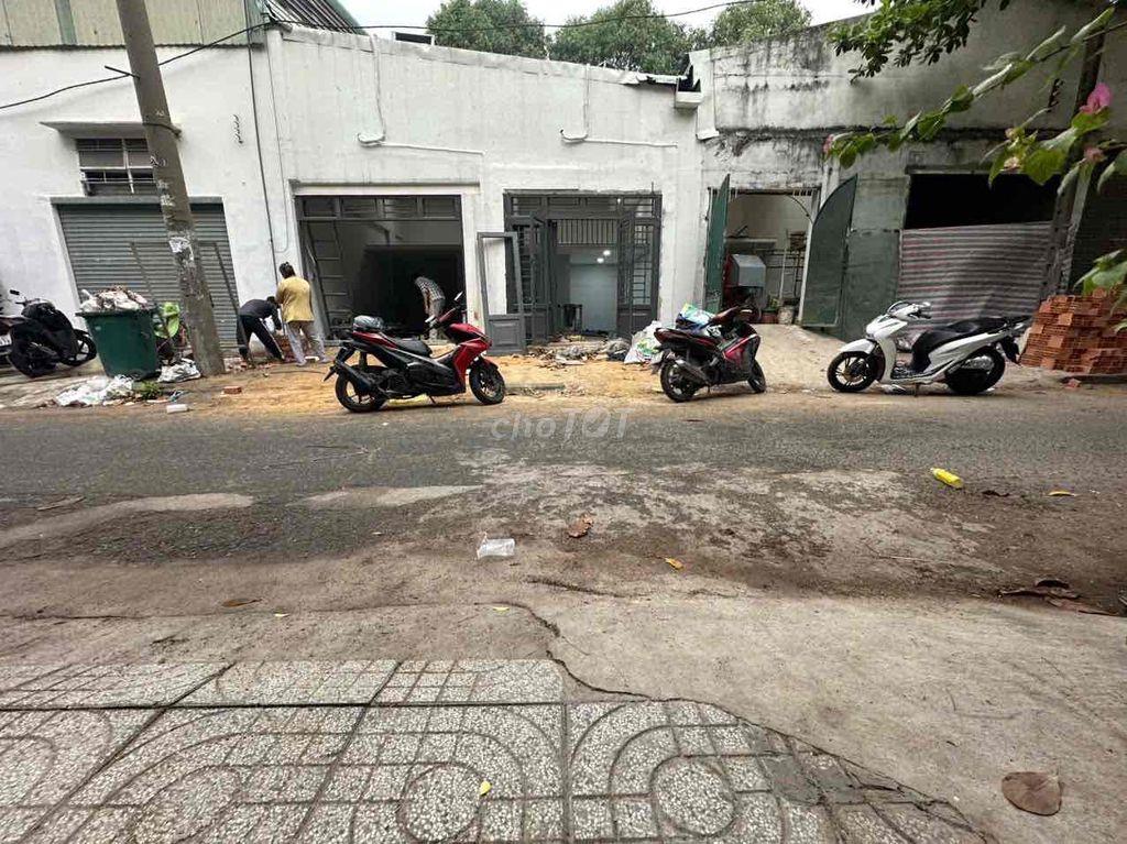 KIOT KINH DOANH MỚI XÂY NGAY CHUNG CƯ K26