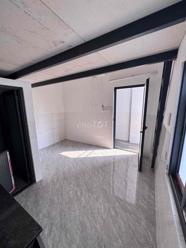 phong trọ mới xây có máy lạnh o gò vấp