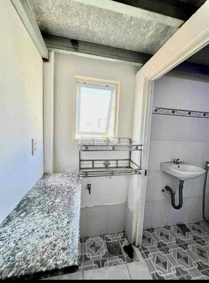 phong trọ ngay chợ tân mỹ có máy lạnh