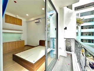 BAN CÔNG FULL NỘI THẤT-GẦN TRƯỜNG CHO SINH VIÊN