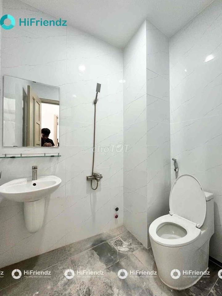 cho thuê phòng bancol máy lạnh gác 4.8tr