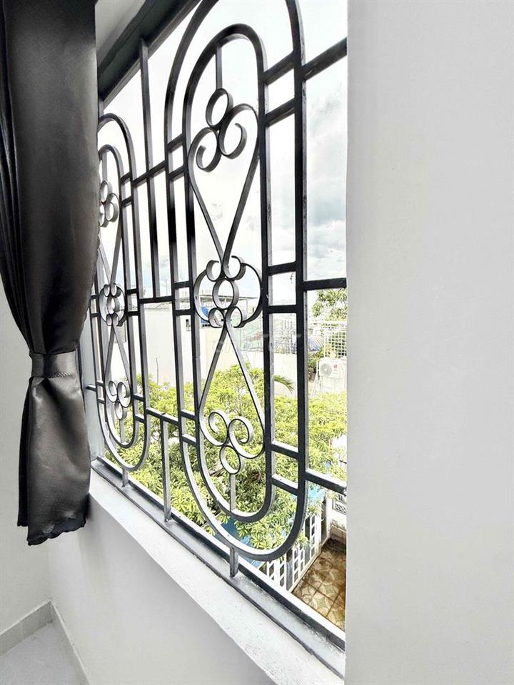 PHÒNG TRỌ MỚI XÂY CỬA SỔ TRỜI VIEW ĐẸP NHÀ MẶT TIỀN HOÀNG HOA THÁM