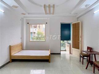 PHÒNG SIÊU RỘNG 35M2 BAN CÔNG - TÁCH BẾP ĐẦY ĐỦ NỘI THẤT Ở ĐƯỢC 3-4NG