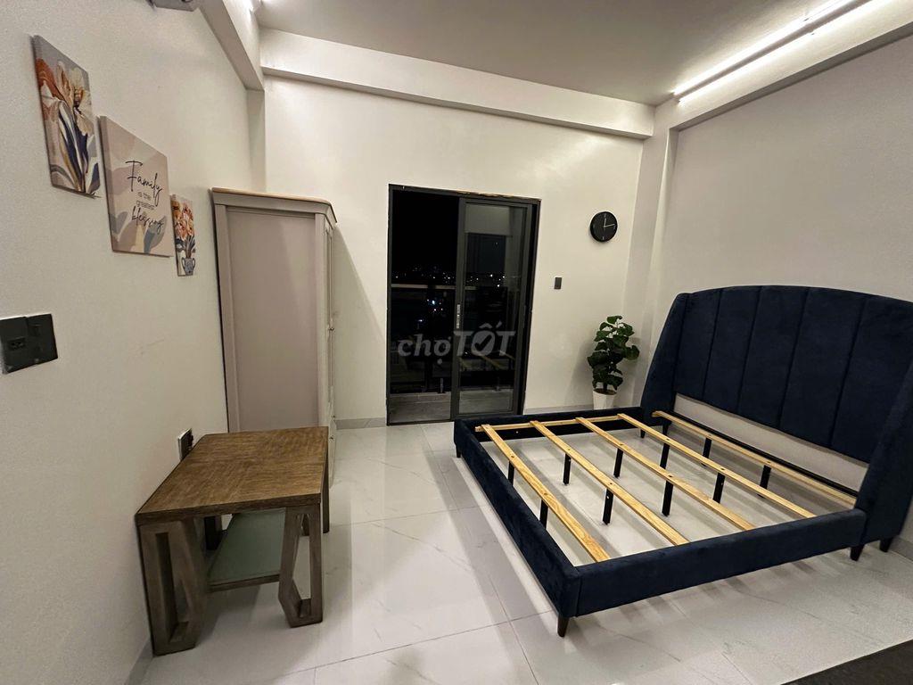 1 PHÒNG NGỦ VIEW ĐẸP , CAO CẤP , ĐẦY ĐỦ NỘI THẤT NGAY NGÃ TƯ THỦ ĐỨC 