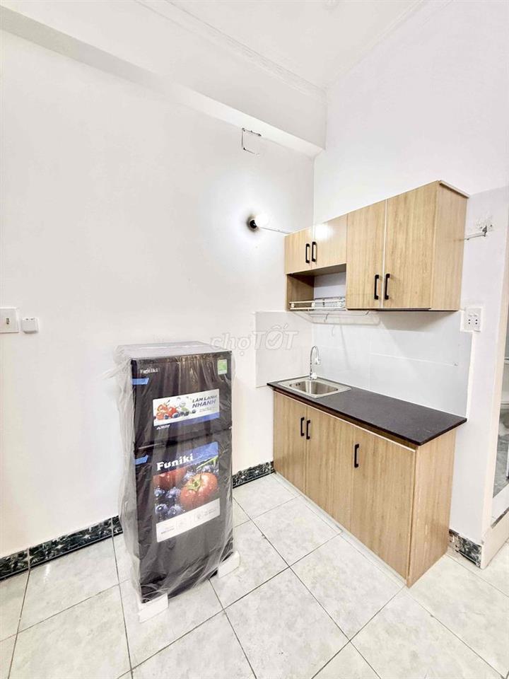 NHÀ MỚI ĐẦY ĐỦ NỘI THẤT MỚI 100% MẶT TIỀN HOÀNG HOA THÁM