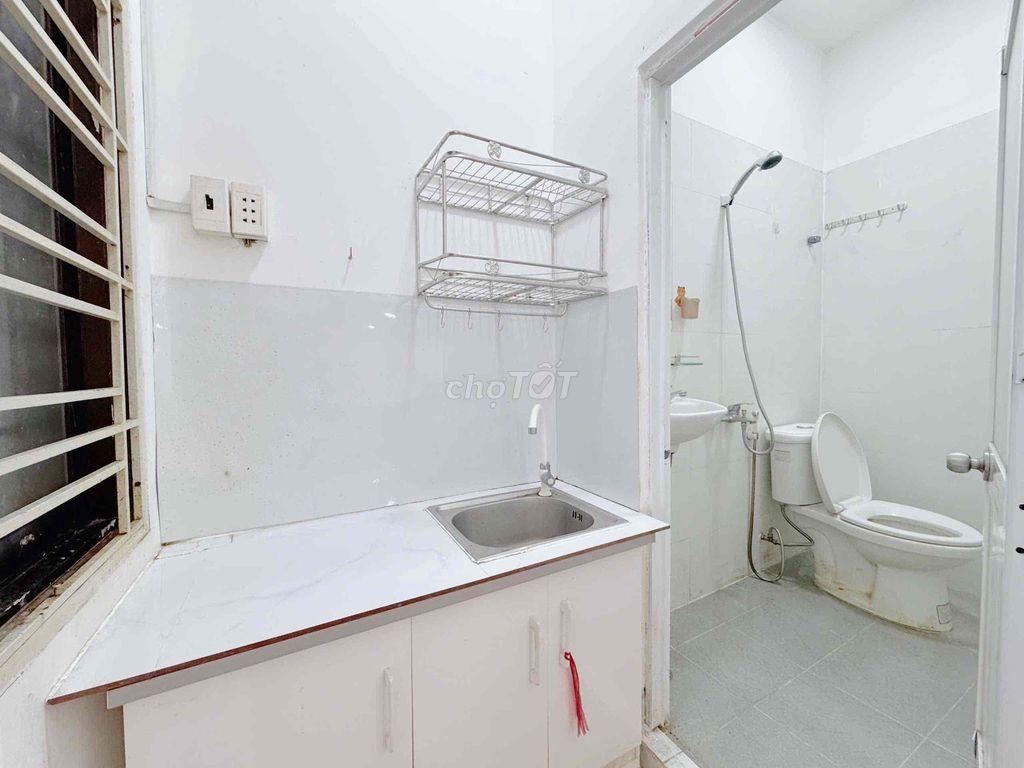 NGAY SÂN BAY - THUẬN TIỆN ĐI ĐẾN TRƯỜNG HUFLIT - HỌC VIỆN HÀNG KHÔNG