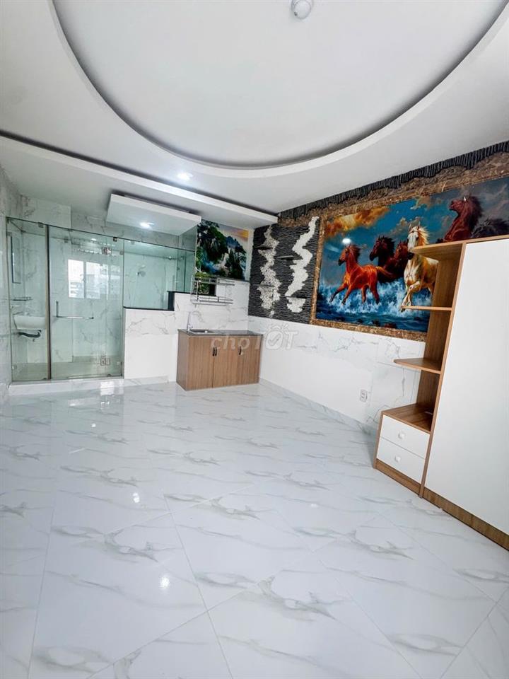 Studio mới xây - phòng thoáng mát - nhà đầy đủ tiện nghi