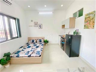 STUDIO FULL NỘI THẤT NGAY SÂN BAY THUẬN TIỆN DI CHUYỂN QUẬN TRUNG TÂM