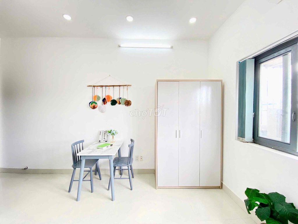 STUDIO FULL NỘI THẤT NGAY SÂN BAY THUẬN TIỆN DI CHUYỂN QUẬN TRUNG TÂM