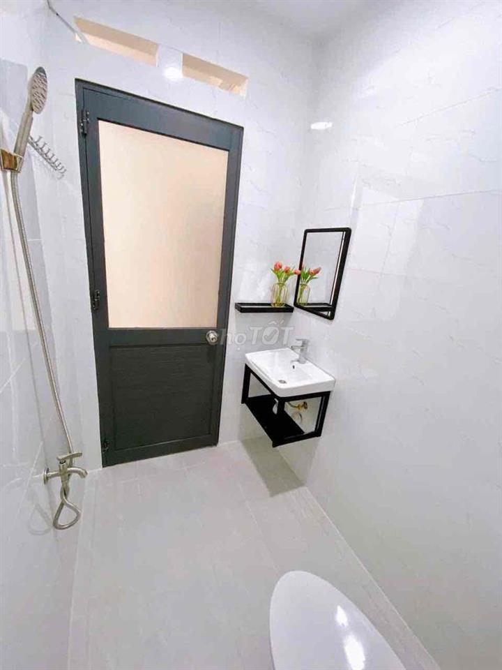 STUDIO 1 PHÒNG NGỦ TÁCH BẾP FULL NỘI THẤT CÓ BAN CÔNG 1P ĐẾN QUẬN 10