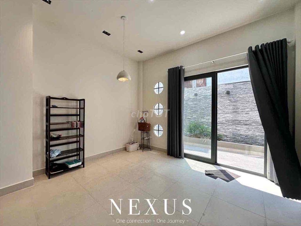 Nhà nguyên căn mới xây đầy đủ nội thất như ảnh 2p đến bãi xe oto