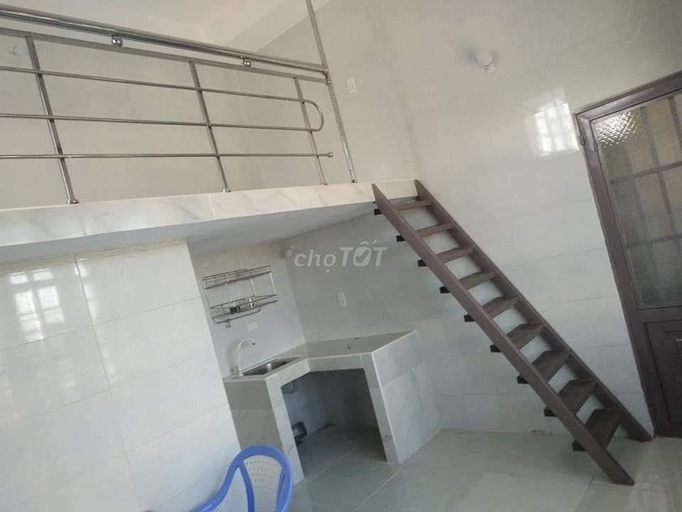 Phòng ngay emart Pan Huy Ích có gác,bếp,wc riêng,0 chung chủ