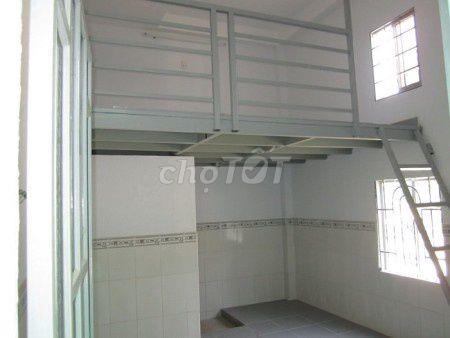 Phòg Phạm văn đồg cắt tô ngọc vân,dạg dãytrệt,có gác,giờ tựdo,chủ ở xa