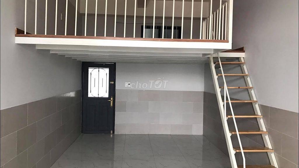 Phòg Phạm văn đồg cắt tô ngọc vân,dạg dãytrệt,có gác,giờ tựdo,chủ ở xa