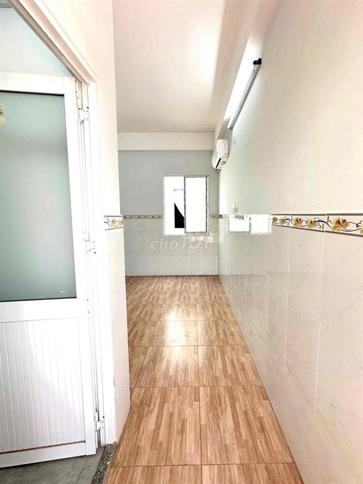 STUDIO CỬA SỔ THOÁNG MÁY LẠNH NT CƠ BẢN ĐƯỜNG 59 CHỢ THẠCH ĐÀ
