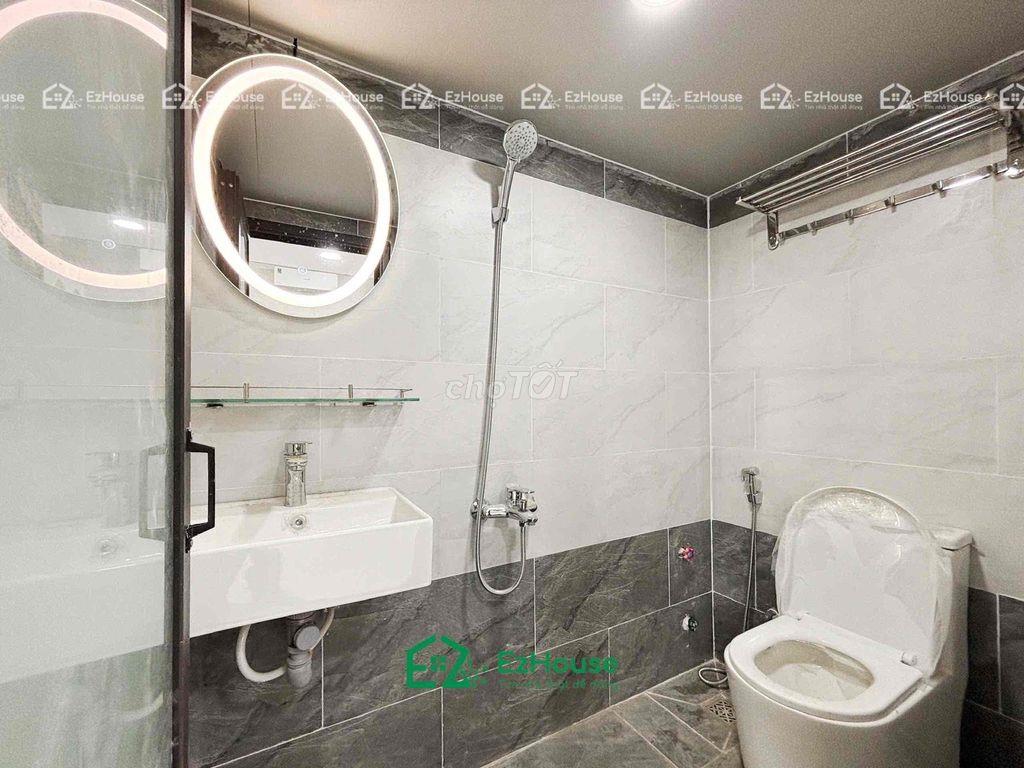 FREE xe, dịch vụ và tiền nhà tháng 8-chạy bộ qua iuh vlu nttu