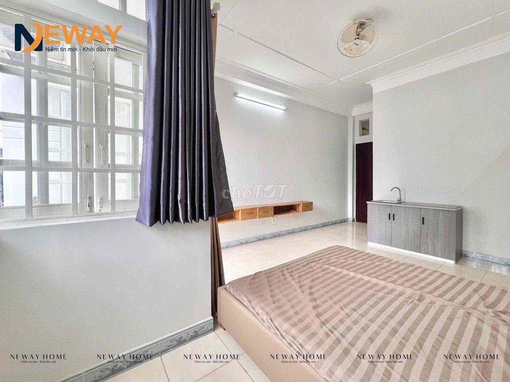 PHÒNG TRỌ GIÁ RẺ FULL NỘI THẤT BAN CÔNG RỘNG GẦN CÔNG VIÊN LÀNG HOA