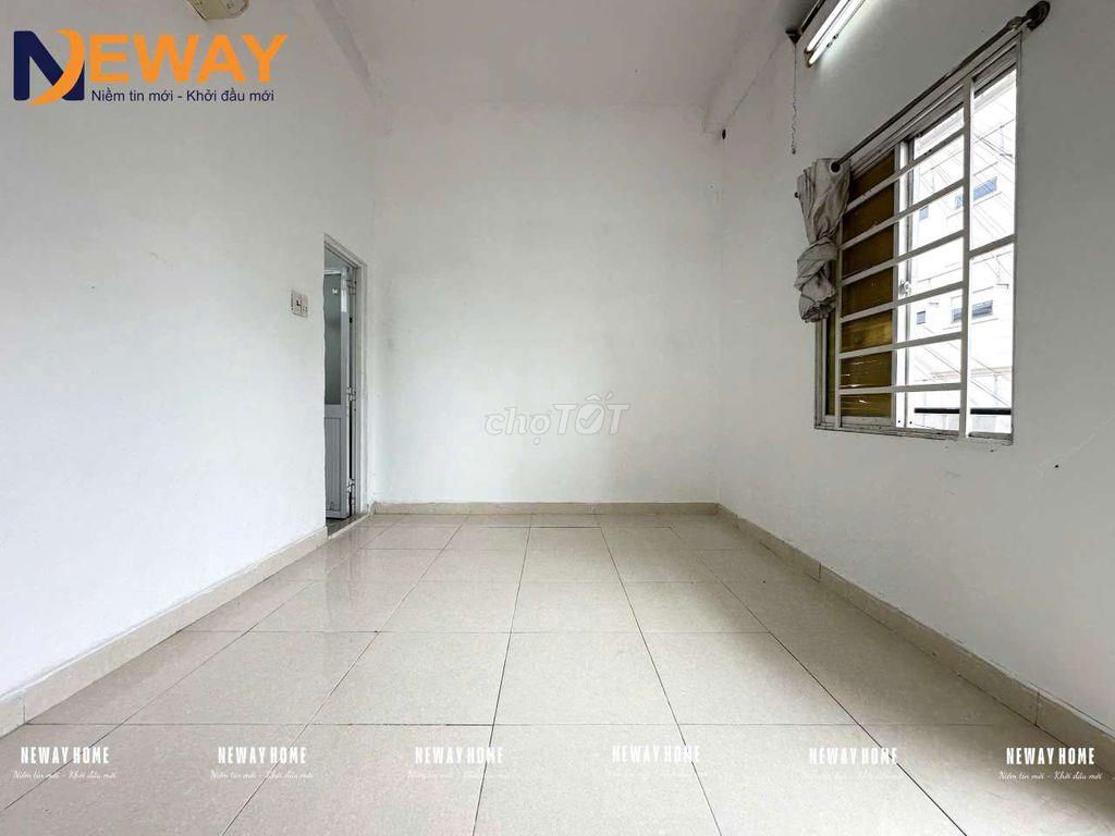 PHÒNG TRỌ NGAY IUH NGUYỄN VĂN BẢO ĐI BỘ 2 PHÚT TỚI TRƯỜNG CÓ BAN CÔNG