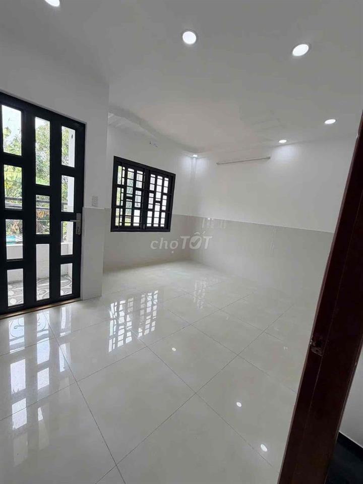 Cho thuê nguyên căn góc 3 mặt tiền, Đường Số 2, P.11, Gò Vấp
